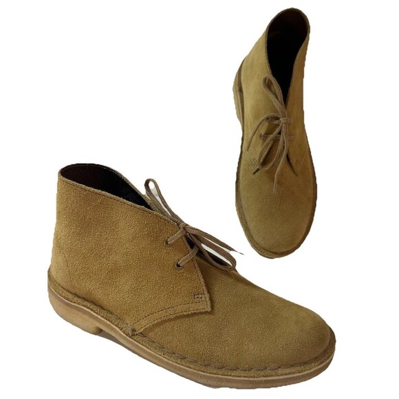 Clarks Shoes - Clarks Originals Women Desert Boots Oak Suede 2-Eye Lace Up Sz 8.5 Beige Preppy